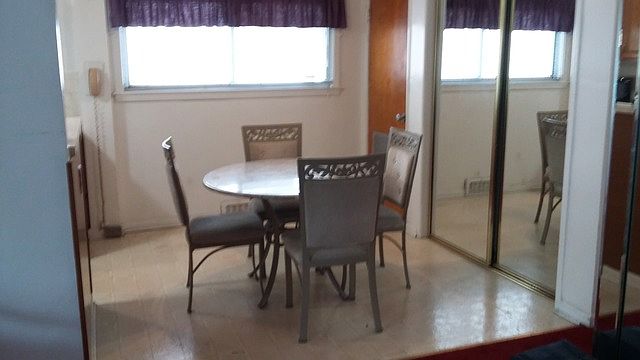 2nd image of 9049 S Oglesby Ave