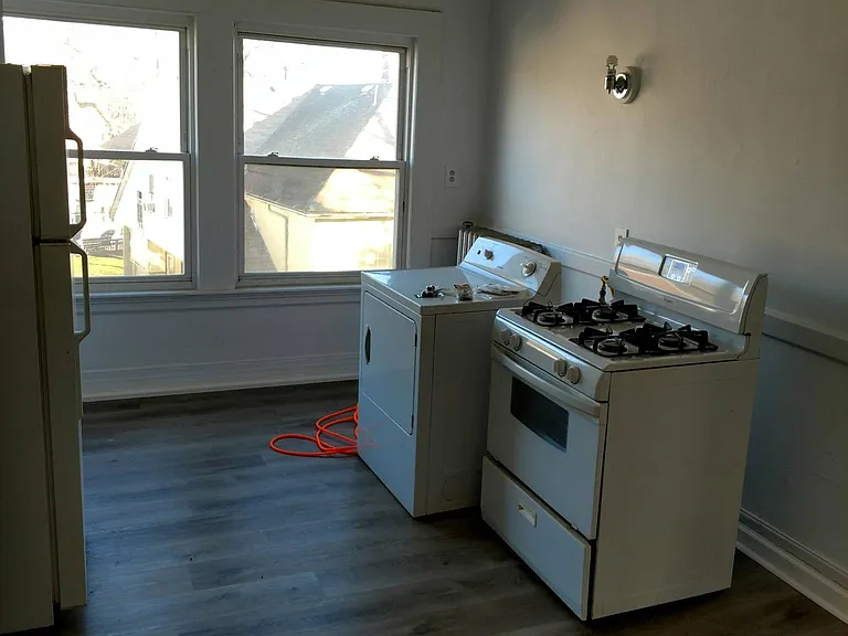86 Warrenton Ave — Photo 20