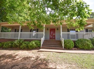502 60th Ct, Northport, AL 35473