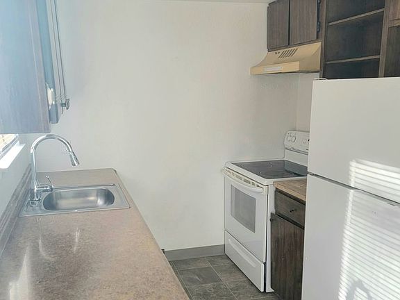 4th image of 4929 W Canal Dr #A
