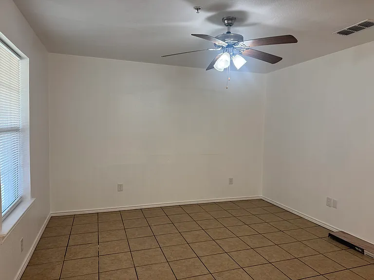 2108 N Edwards Ave #9 — Photo 2