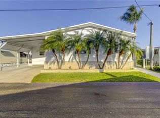 616 Lakeside Dr #616, Seminole, FL 33772