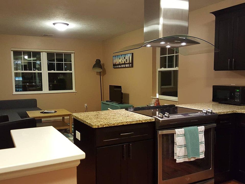1st image of 145 E 8th St #210