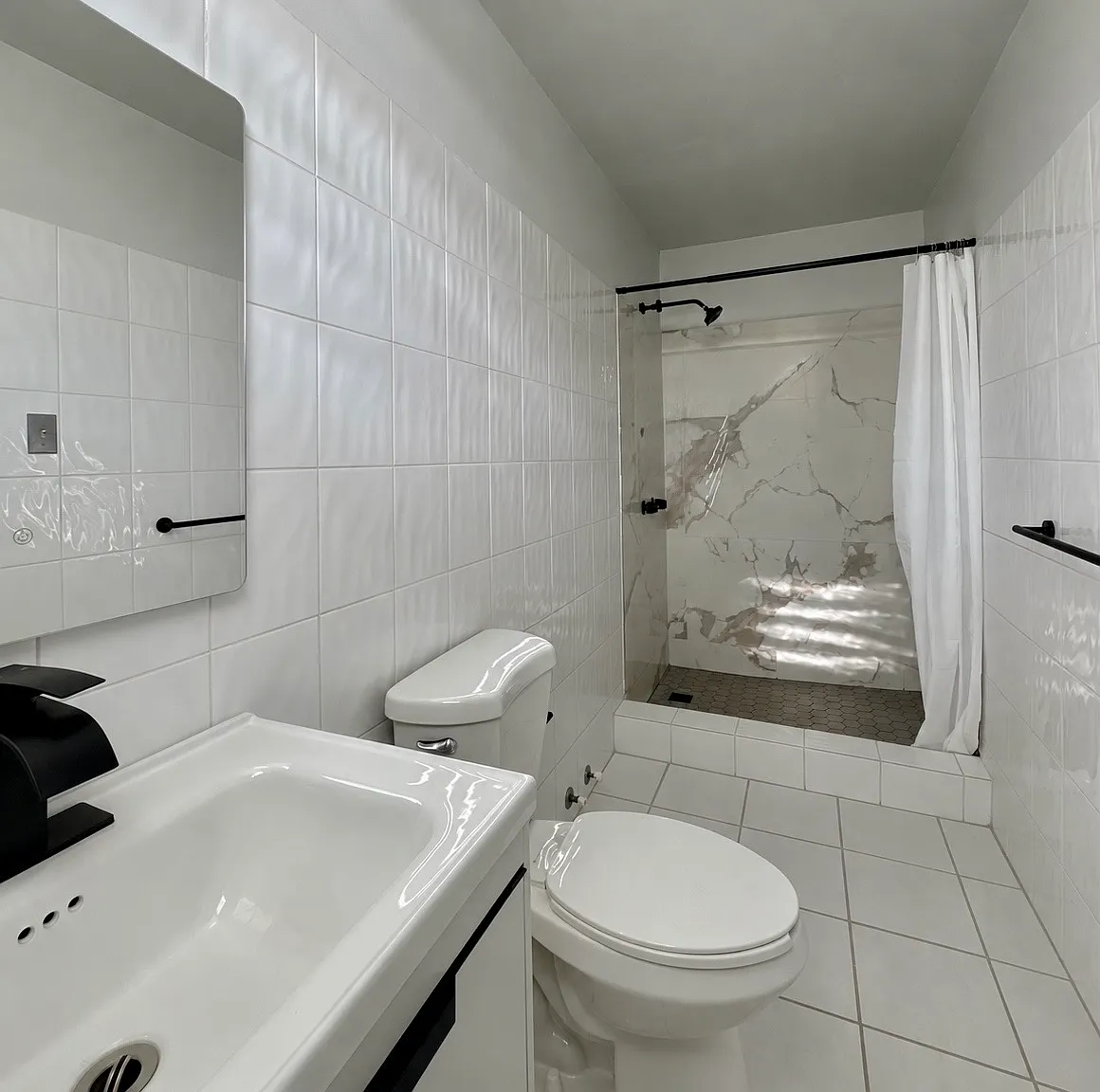 3 bed, $2,150 — Photo 1