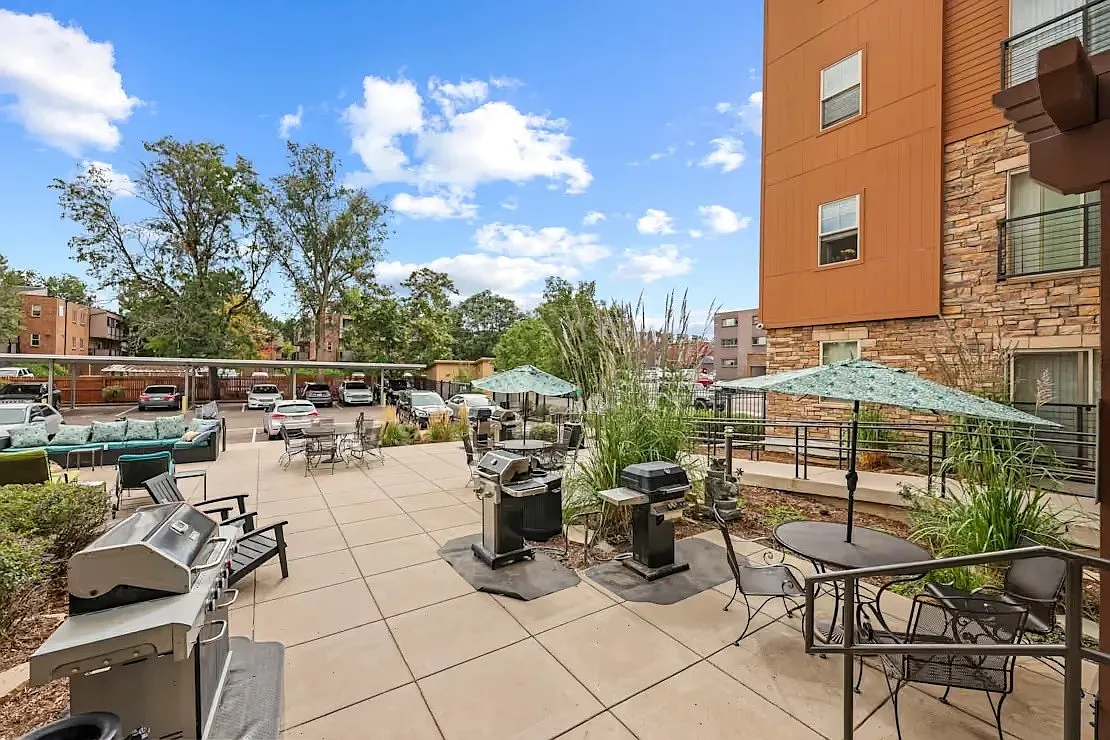Peregrine Place — Photo 2