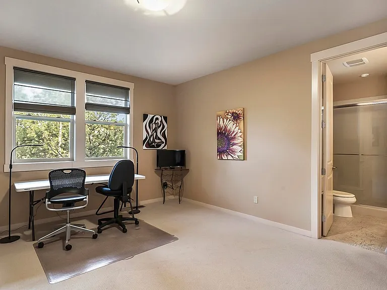 3560 NW Braid Dr — Photo 20