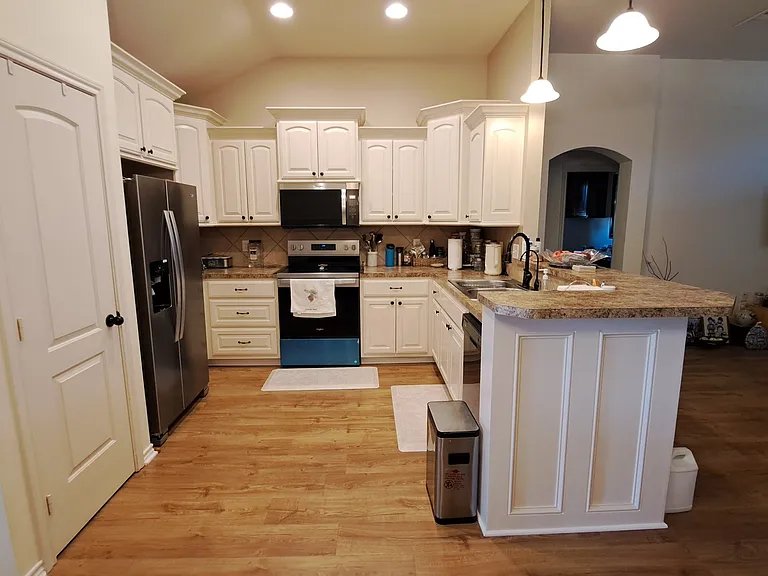 382 Asher — Photo 7