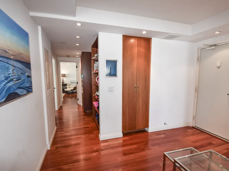 1810 Avenida Del Mundo #503 — Photo 9