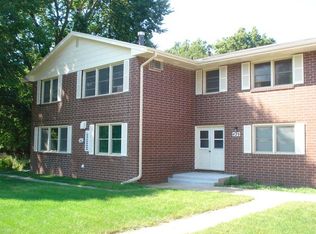 427 S Walnut Ave #4, Ames, IA 50010