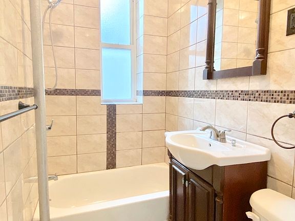 5th image of 171 Eastern Pkwy #2B
