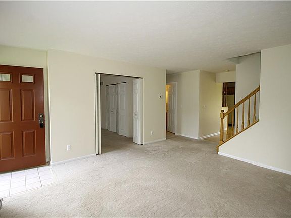 3rd image of 849 W Kensington Ln