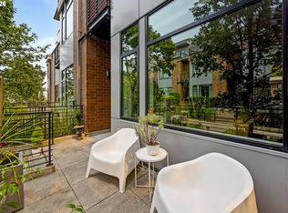 1636 NW Riverscape St, Portland, OR 97209