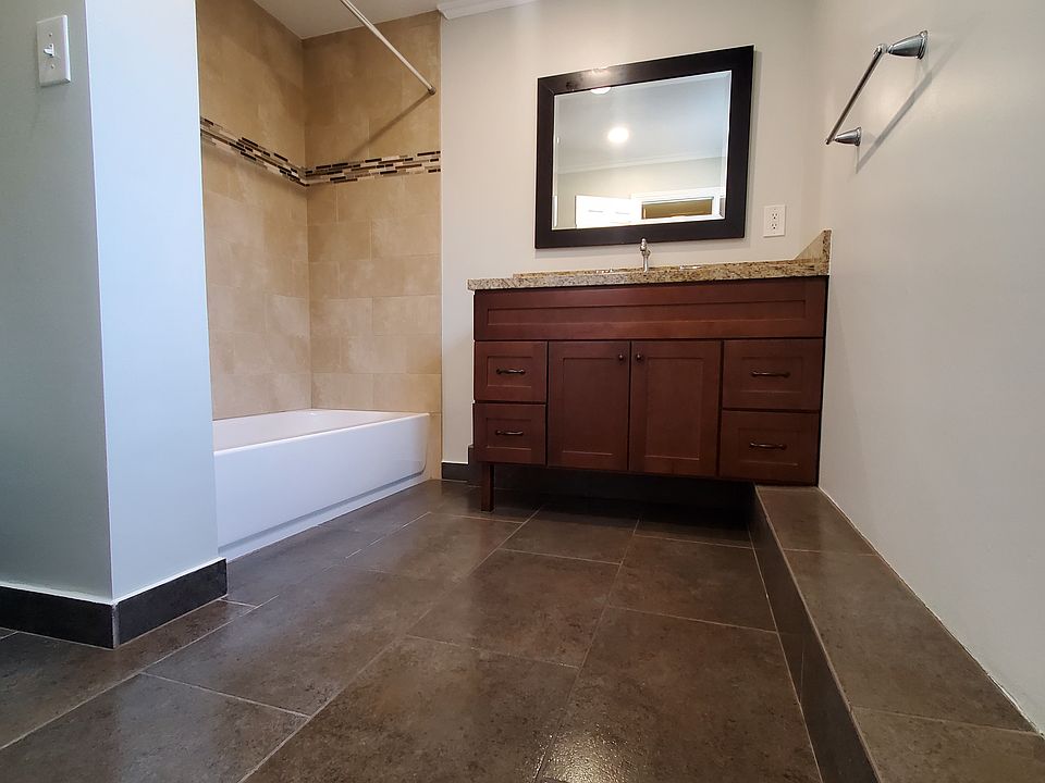 Large full bathroom