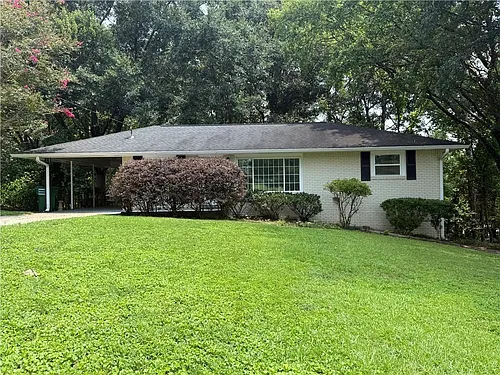 2404 Elmwood Cir SE Photo 1 2404 Elmwood Cir SE Photo 1