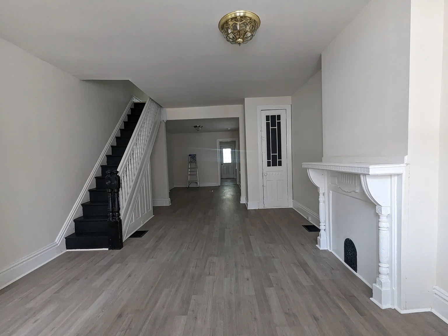 3036 W. Colona Street — Photo 1