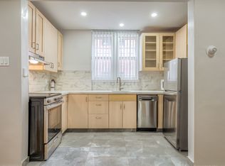 16 Acacia Rd #L2, Toronto, ON M4S2K4