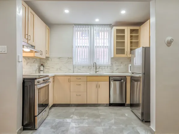 16 Acacia Rd, Toronto, ON