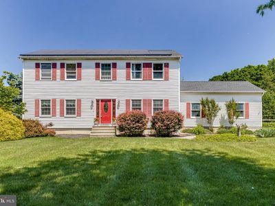12 N Hockey Dr, Columbus, NJ, 08022