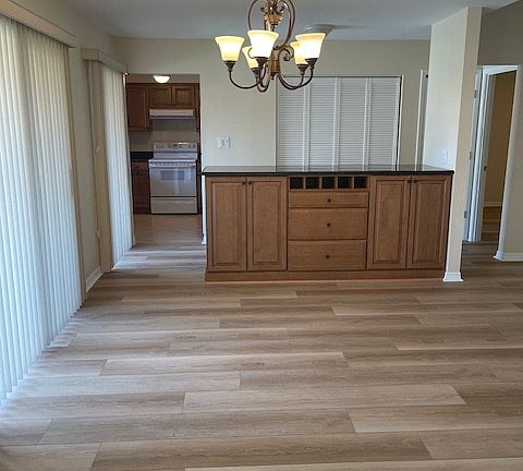 Dining towards kitchen