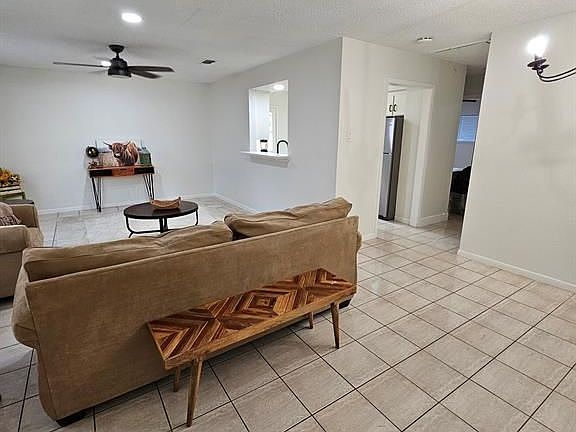 4th image of 1810 Missouri St #B