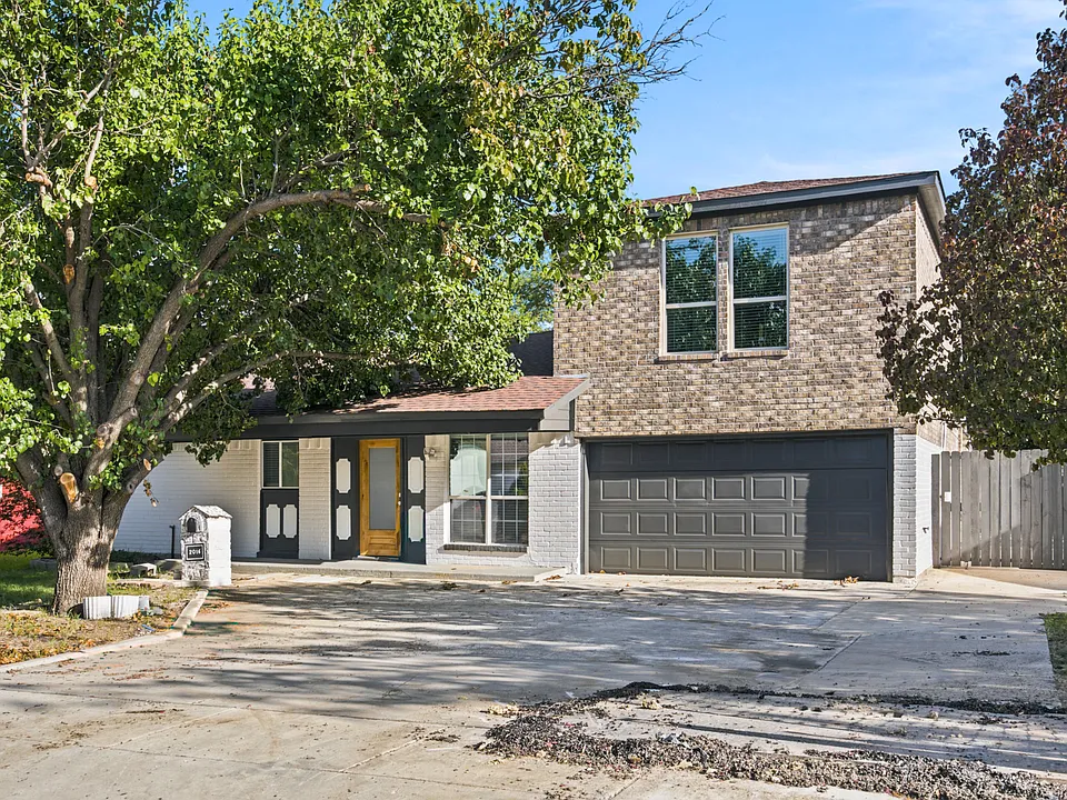 2016 Knollwood Ln