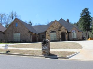 218 Strait Ln, Longview, TX 75604