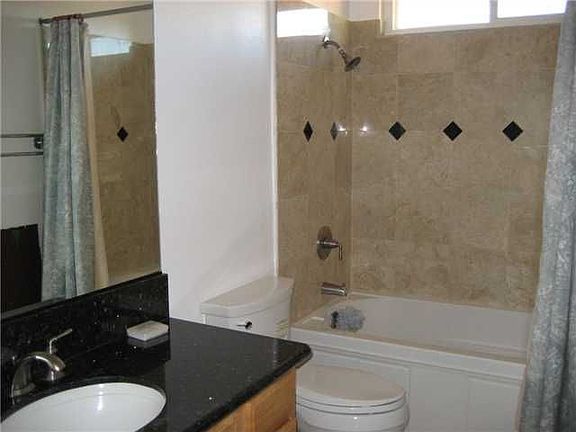 4th image of 15735 Caminito Cercado