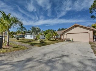 1312 Gulfview Woods Ln, Tarpon Springs, FL 34689