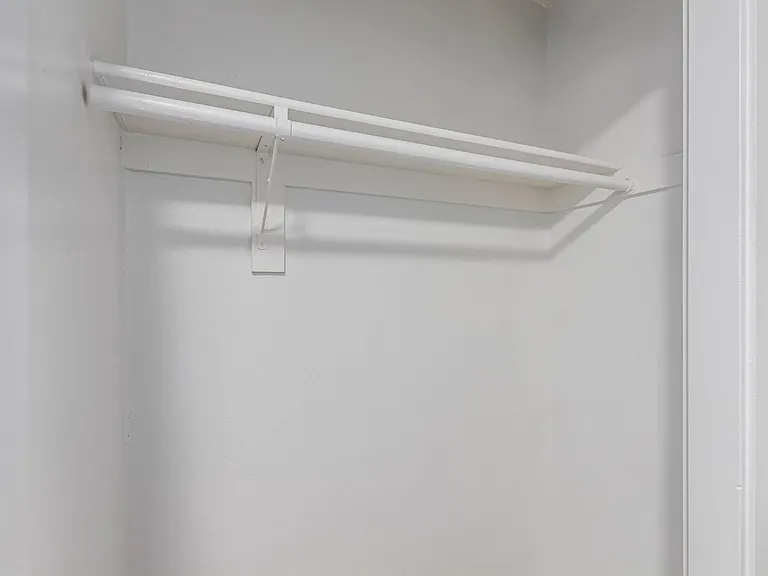 5517 N 27th Dr #15 — Photo 13