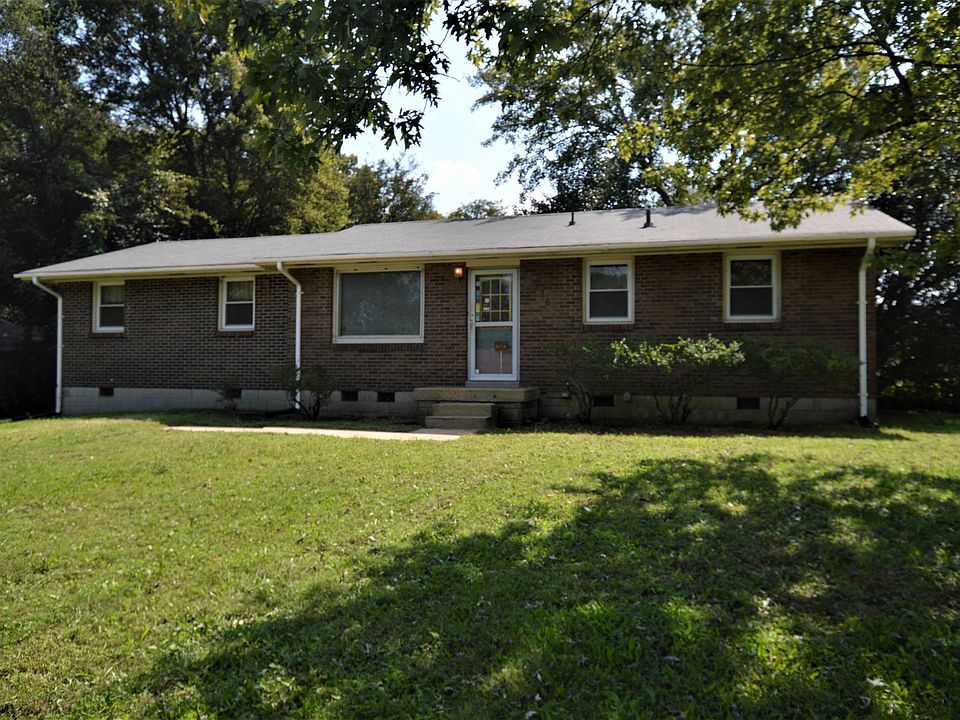 1st image of 326 Dinwiddie Dr