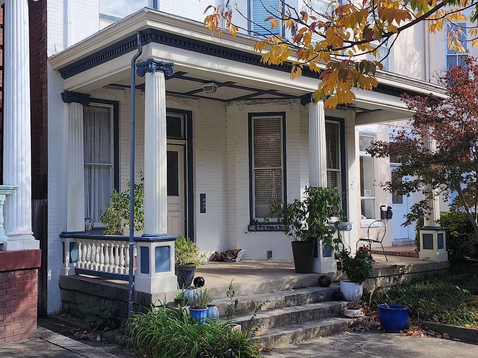 2 bed, 1000 sqft, $1,800 — Photo 1