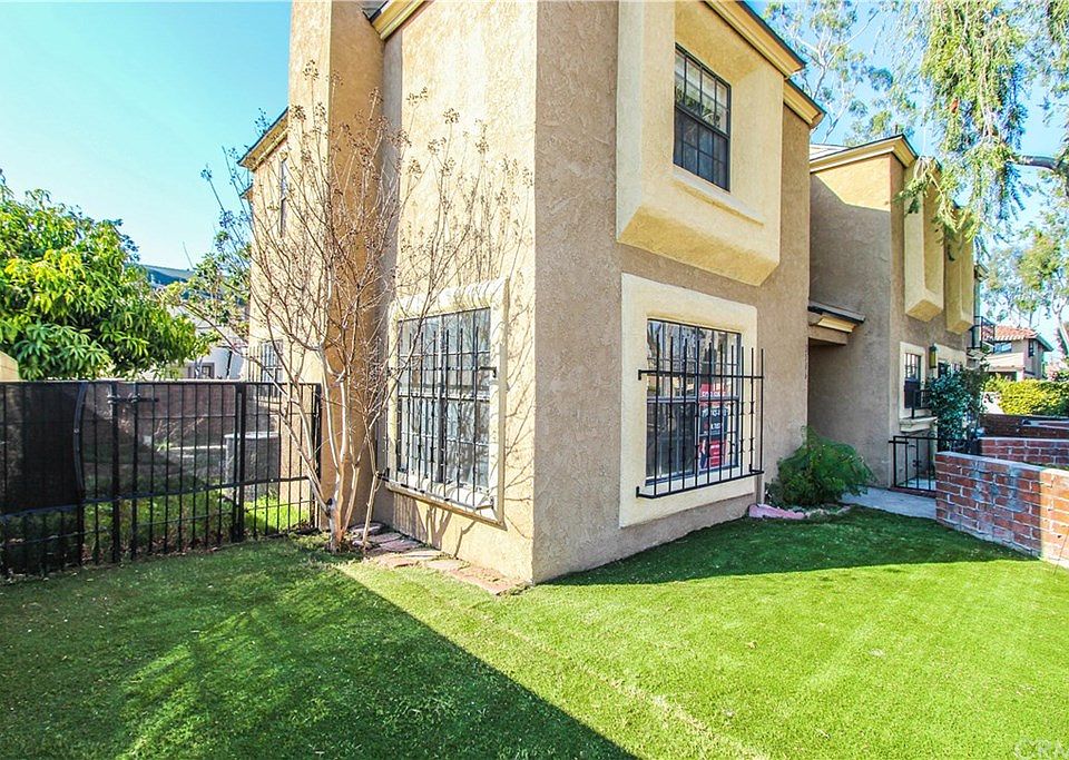 1st image of 2506 Monte Carlo Dr #3