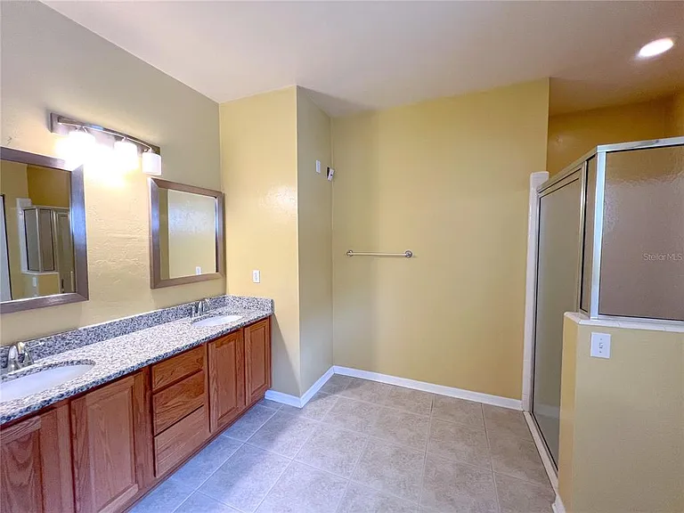 8436 SW 77th Ave — Photo 12