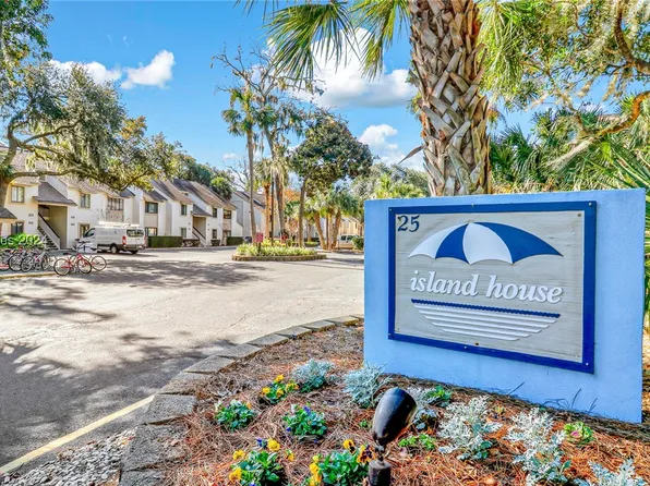 25 Deallyon Ave APT 122, Hilton Head Island, SC 29928