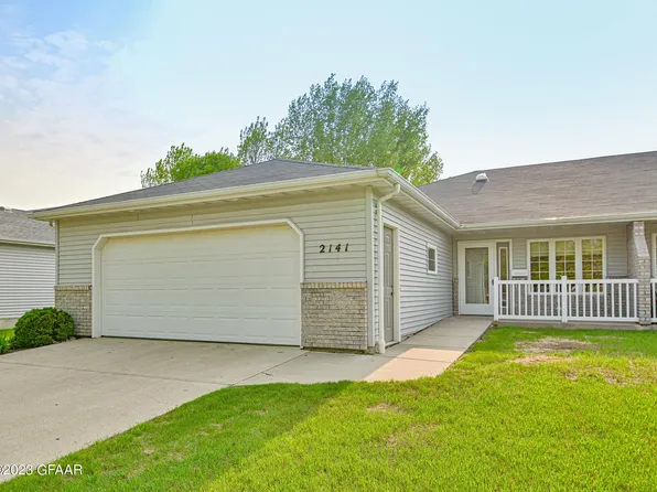 2141 12th Ave NW, East Grand Forks, MN 56721