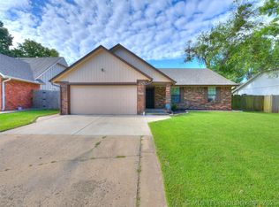 3001 W Atlanta Ct, Broken Arrow, OK 74012