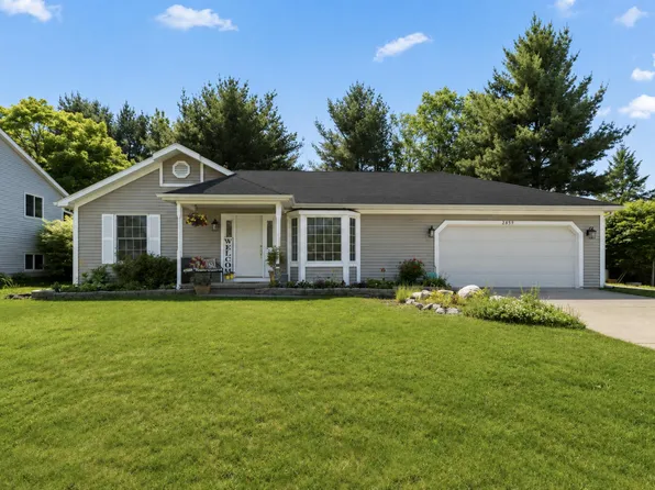 2657 Leffingwell Ave NE, Grand Rapids, MI 49525