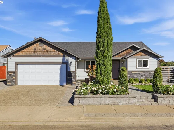 2607 Duke St, Woodburn, OR 97071