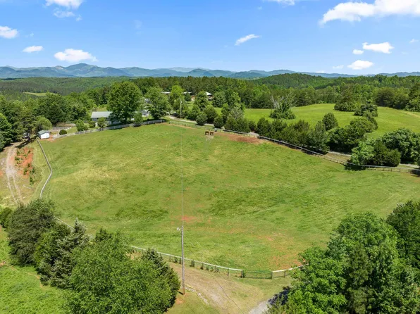 201 John Parker Rd, Mill Spring, NC 28756