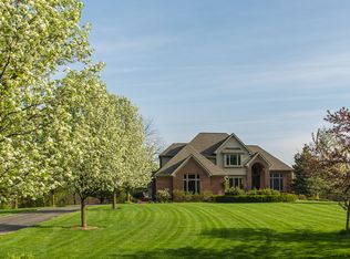 5350 Arbor Meadow Ln, Ann Arbor, MI 48103