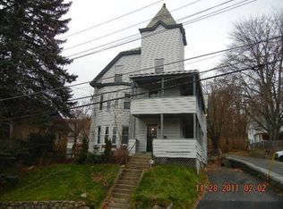 214 Blossom St #1, Fitchburg, MA 01420