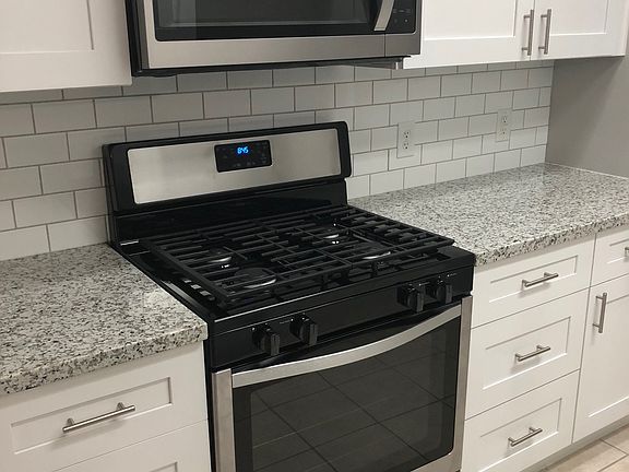 Gas Stove/Oven