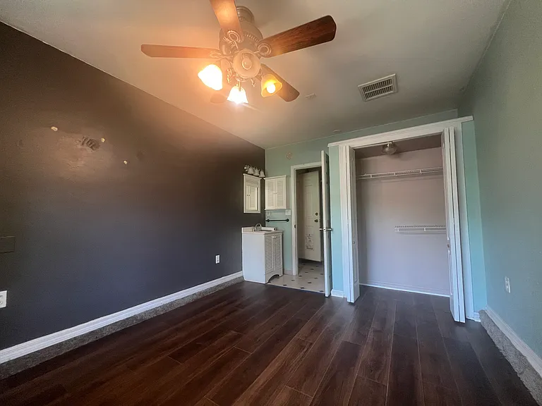 2857 SW 40th Pl — Photo 12