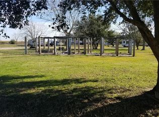 112 Cypress St, Cameron, LA 70631