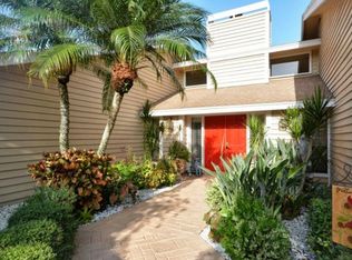 7724 Broadmoor Pines Blvd, Sarasota, FL 34243
