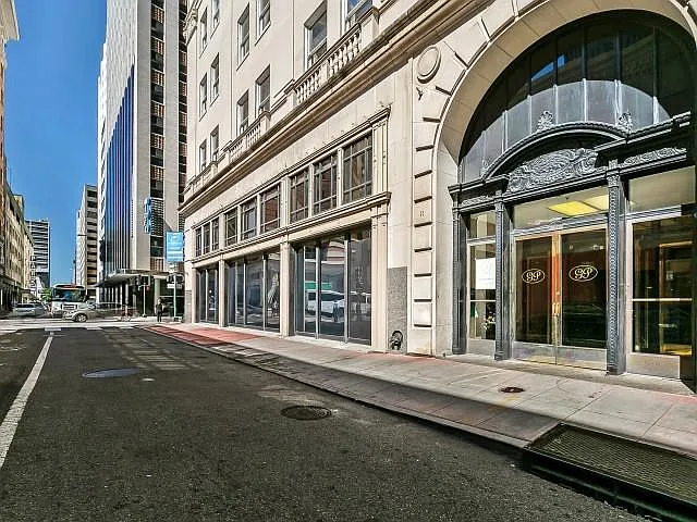 Gravier Place Apartments — Photo 15