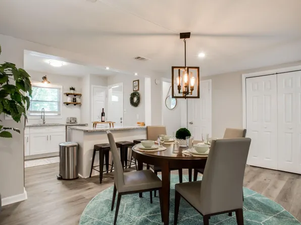 169 Willow Stream Ct, Roswell, GA 30076