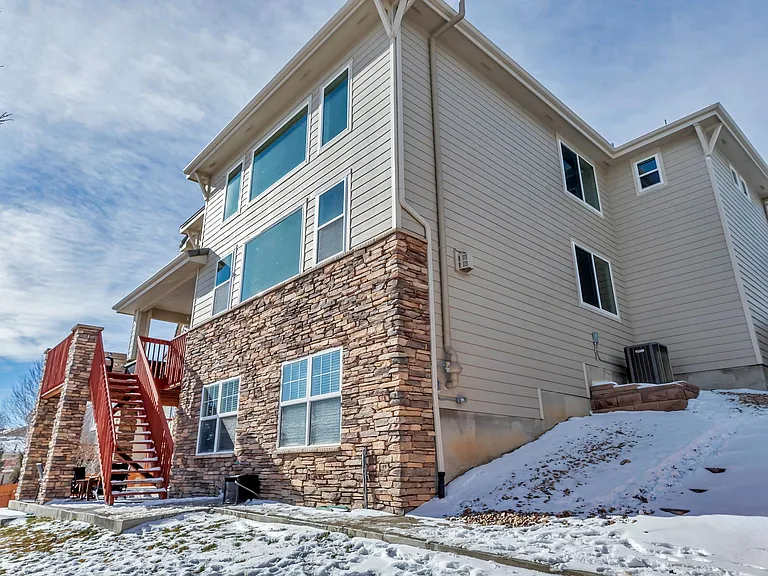 10168 Nottingham Dr — Photo 41