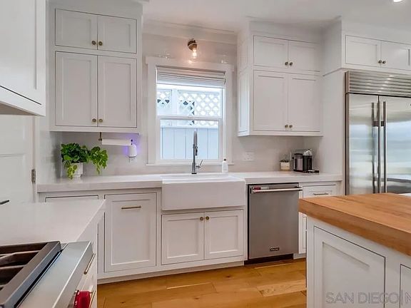 4th image of 847 Wilbur Ave