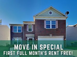 915 Brookstone Dr, Franklin, IN 46131